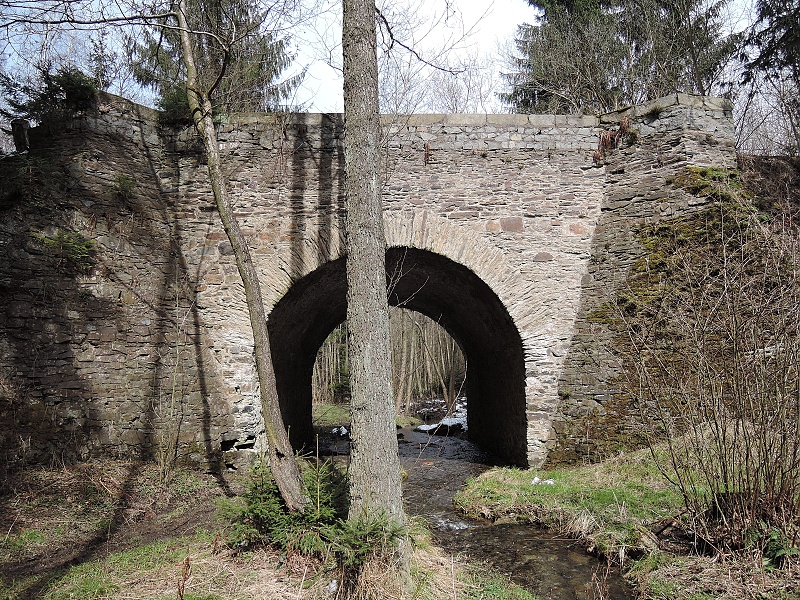 Ztracený most na říčkou Raná